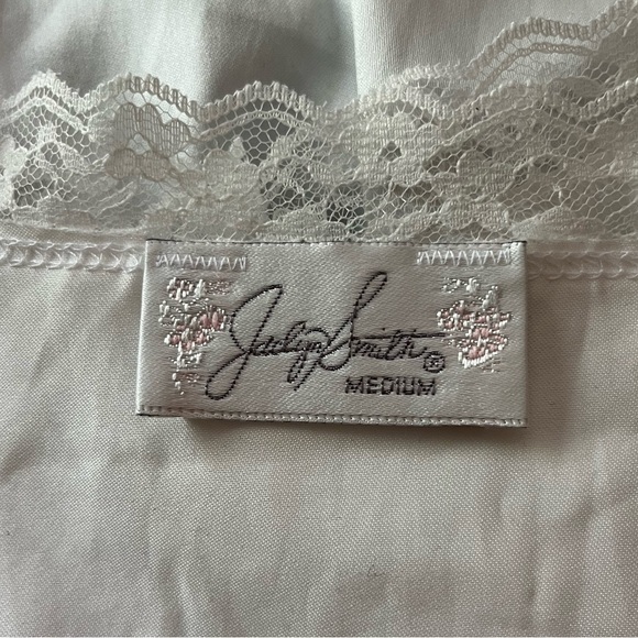 Vintage Satin Lingerie - Picture 6 of 7